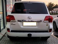 تۆیۆتا لاند کروزەر
